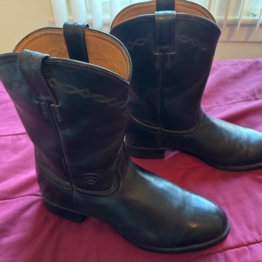 Ariat Heritage Roper boots